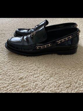 CHANEL Black Patent Leather Chain Trim Loafers